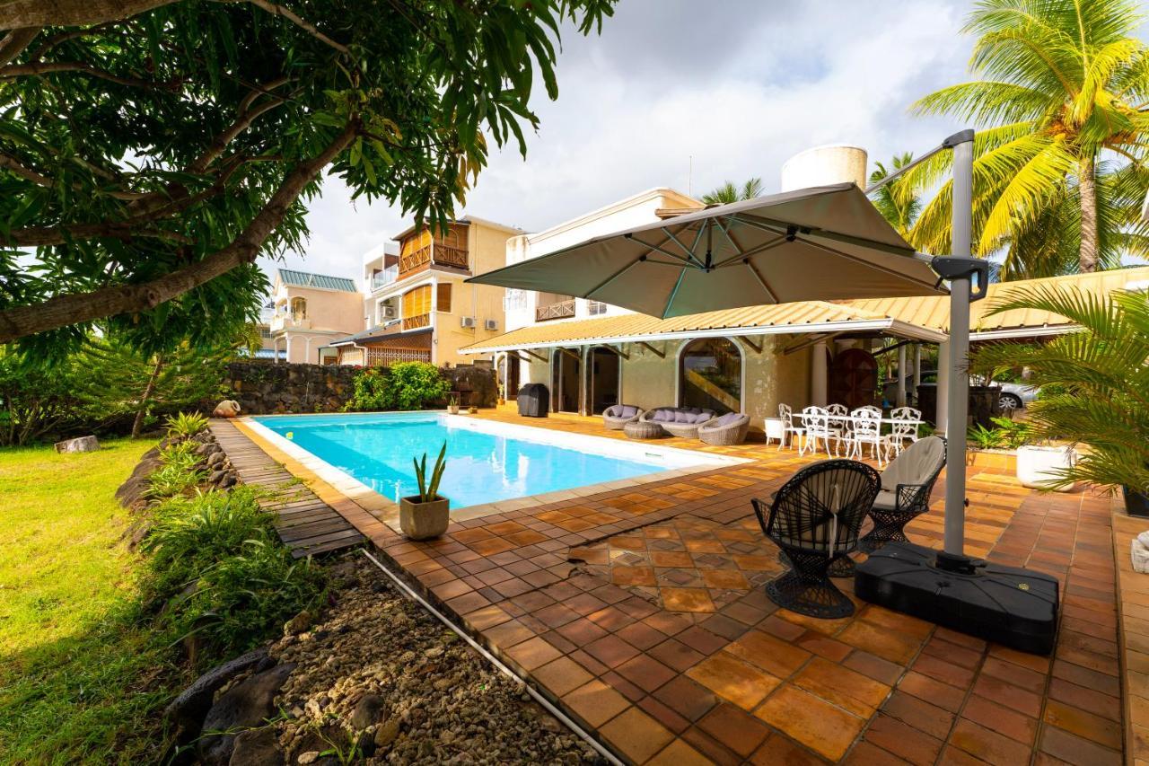 Villa Osiris Flic en Flac Ngoại thất bức ảnh